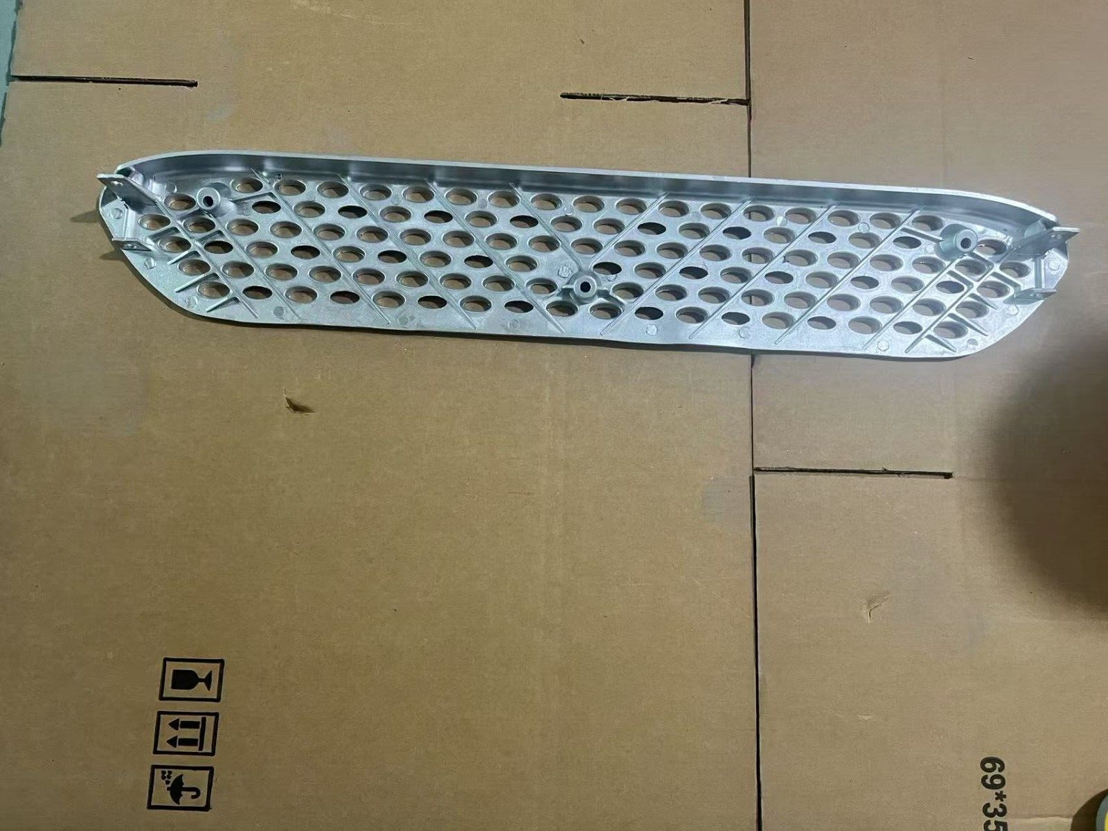 Front Fairing Lower Aluminum Step Peterbilt 579 2023+