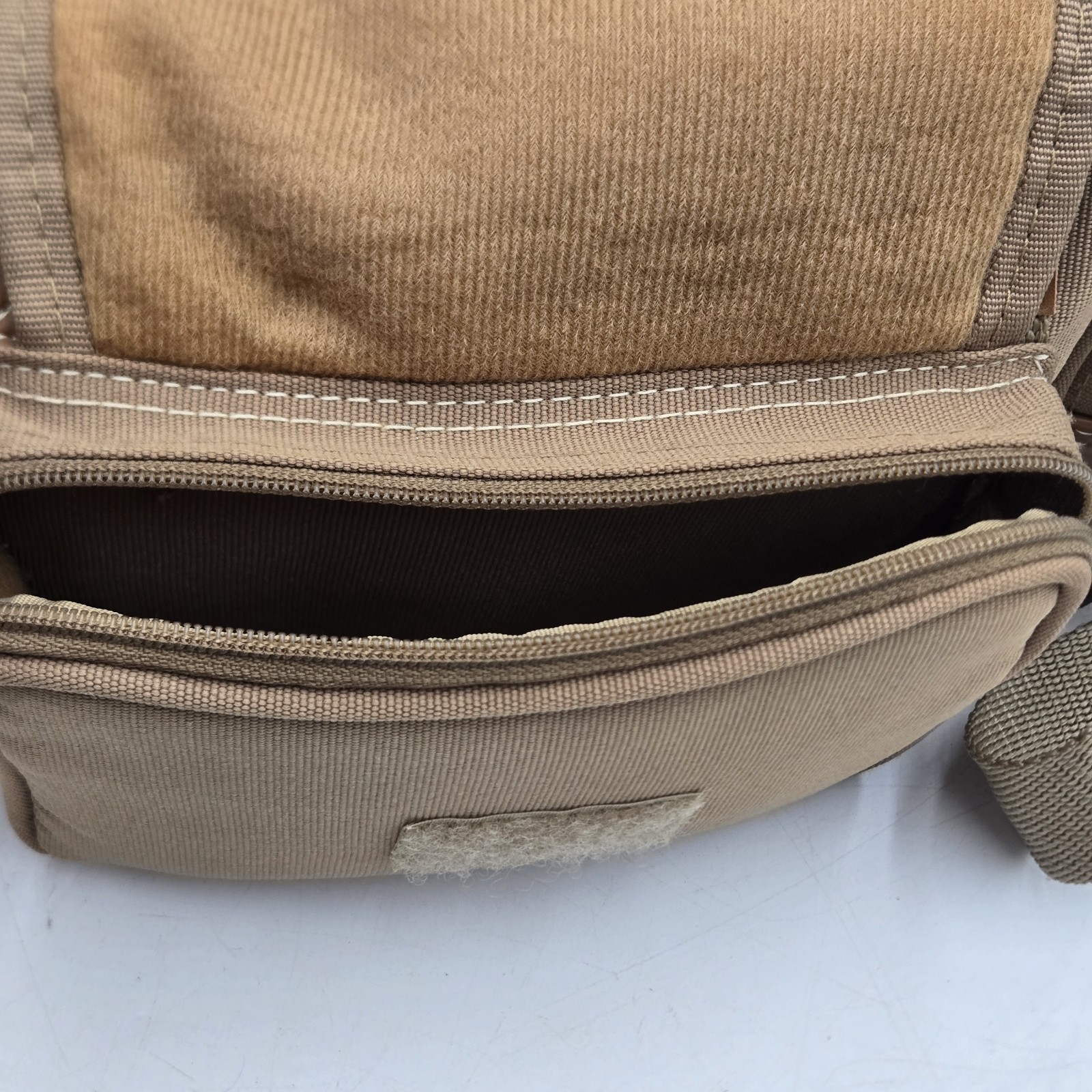 MacGregor Canvas and Leather Camera Padded, Clean, Tough, Excellent Condition