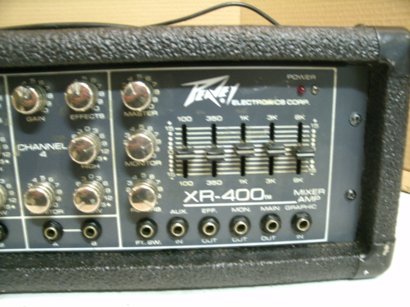 Peavey XR-400 MIXER / Amplifier