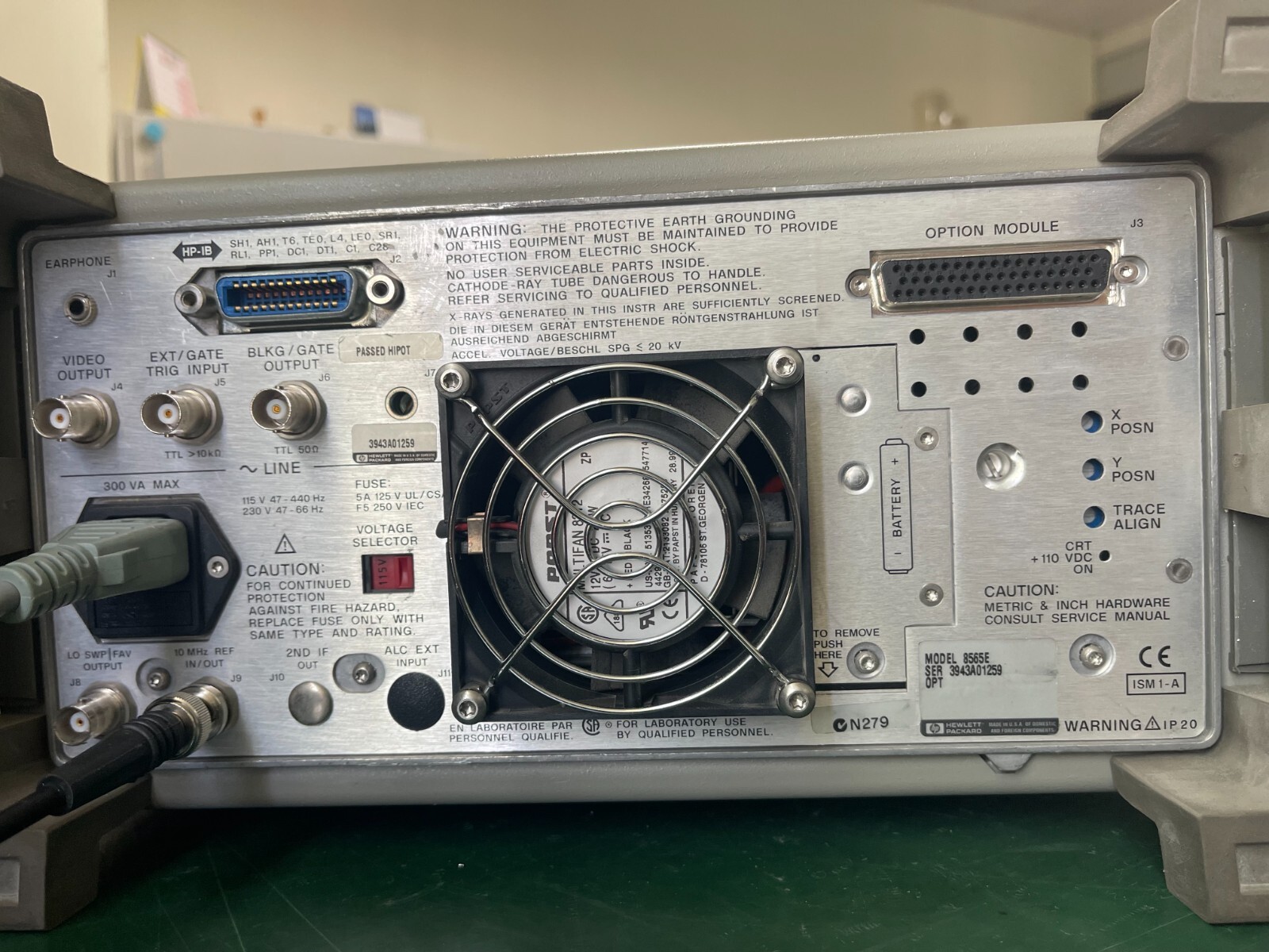 HP Agilent 8565E 9KHz - 50GHz Spectrum Analyzer w/ 85620A module_1259