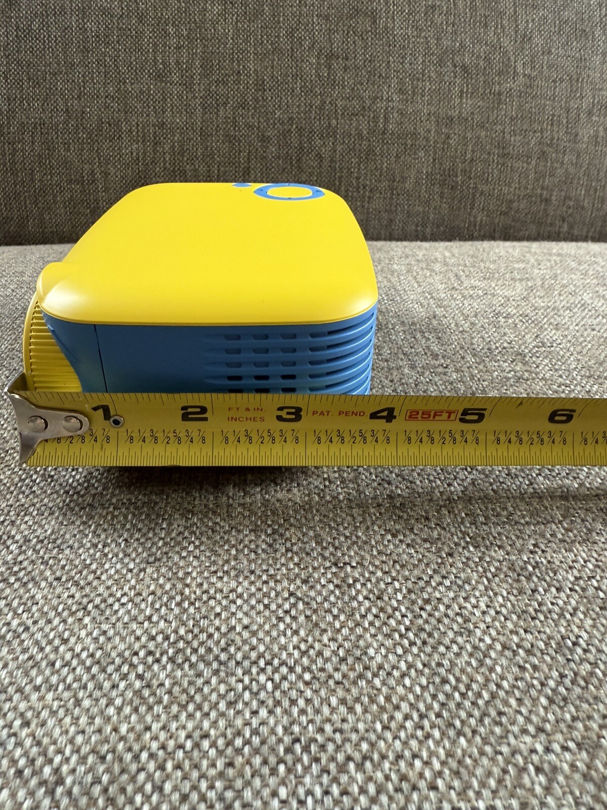 Irari A2000 Mini Projector Portable Home Theater Projector