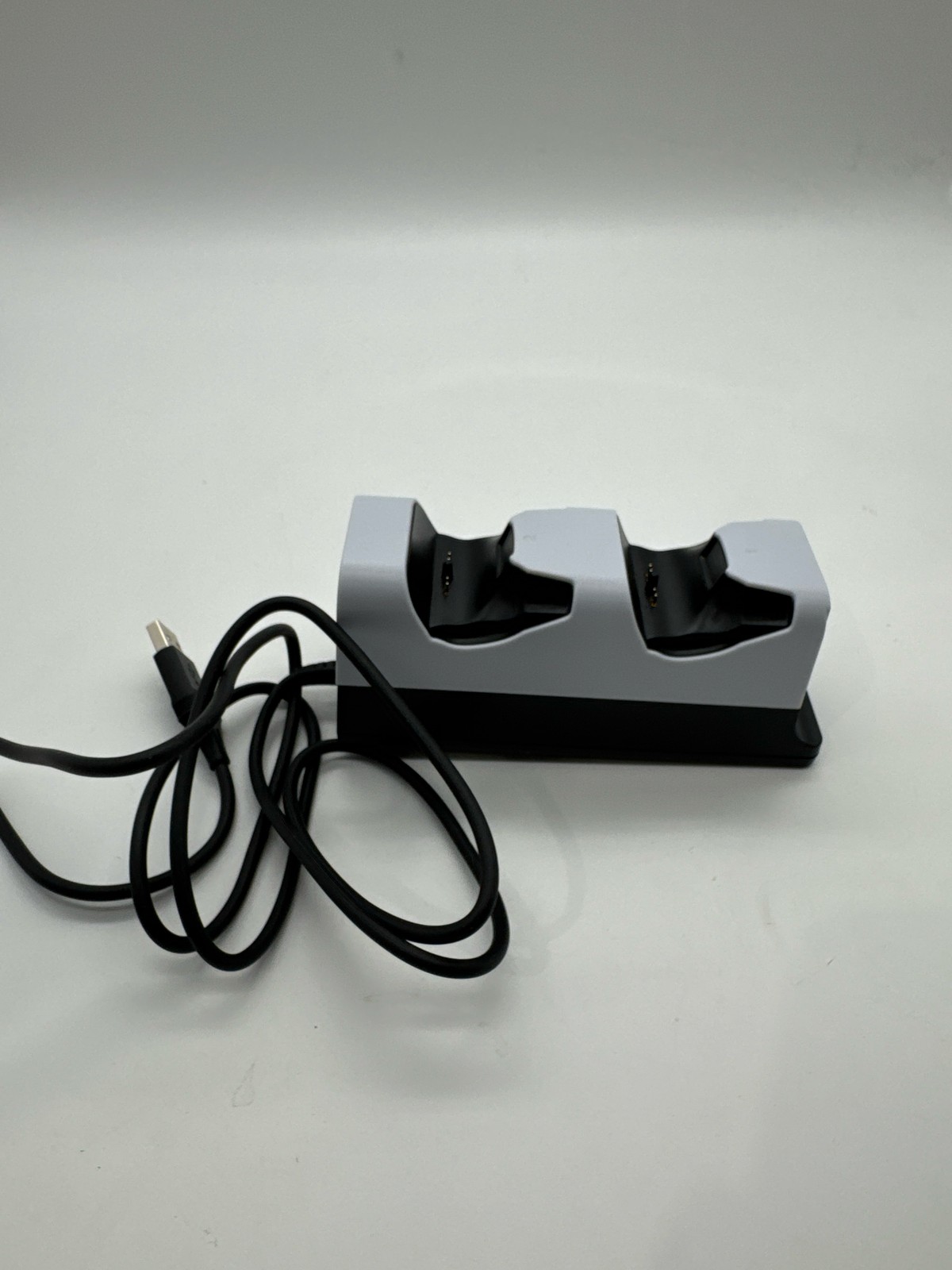 NEXT Dual Controller Charging Station Dock PlayStation 5 PS5 Remote White (3)