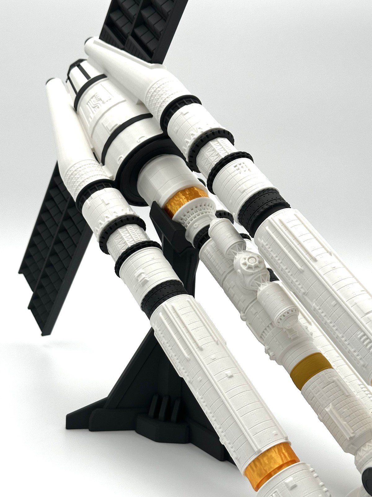 Project Hail Mary Starship Model | 2ft Display Piece | ASSEMBLY REQUIRED