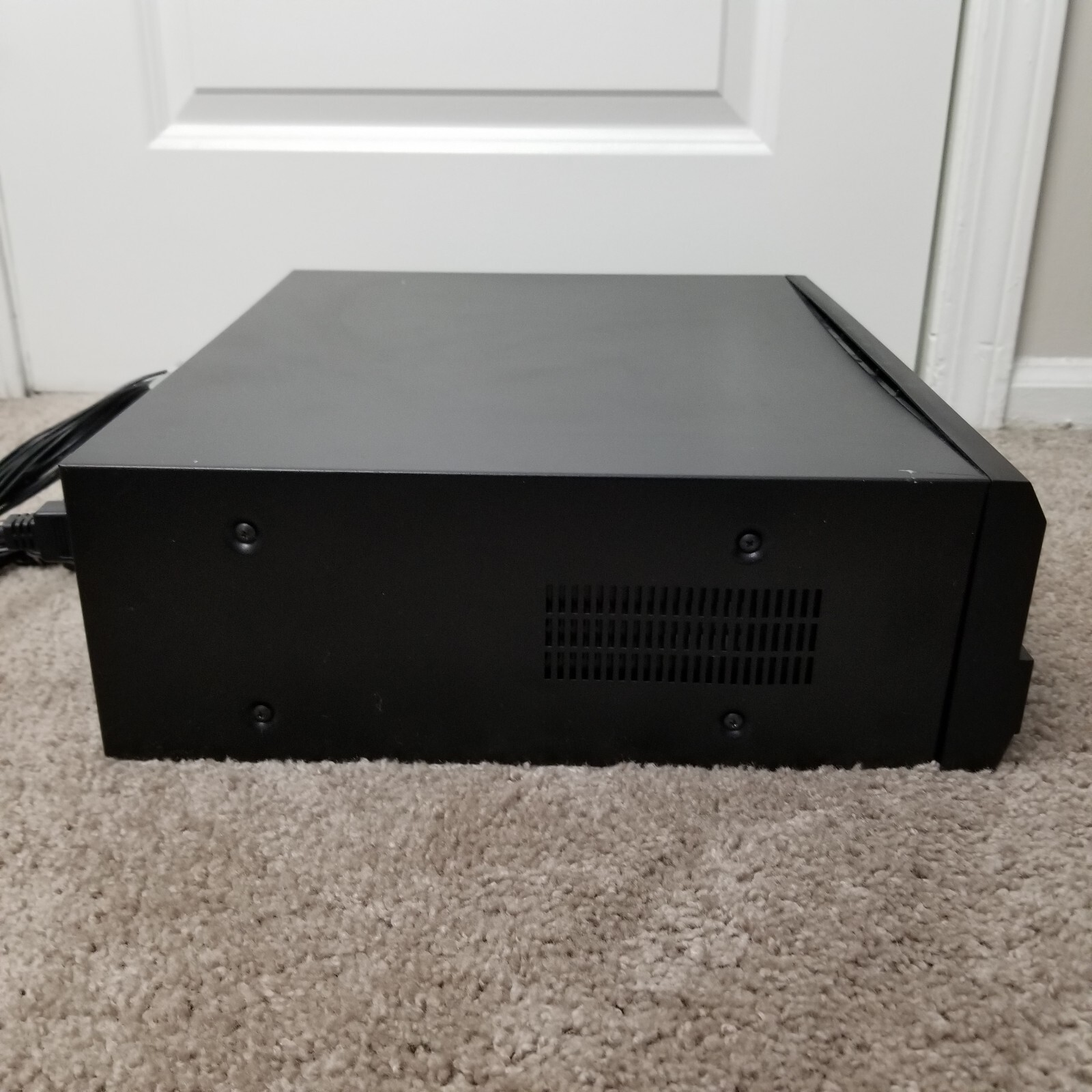 FOR PARTS Audioaccess MRX Multi Room Source Controller UNTESTED
