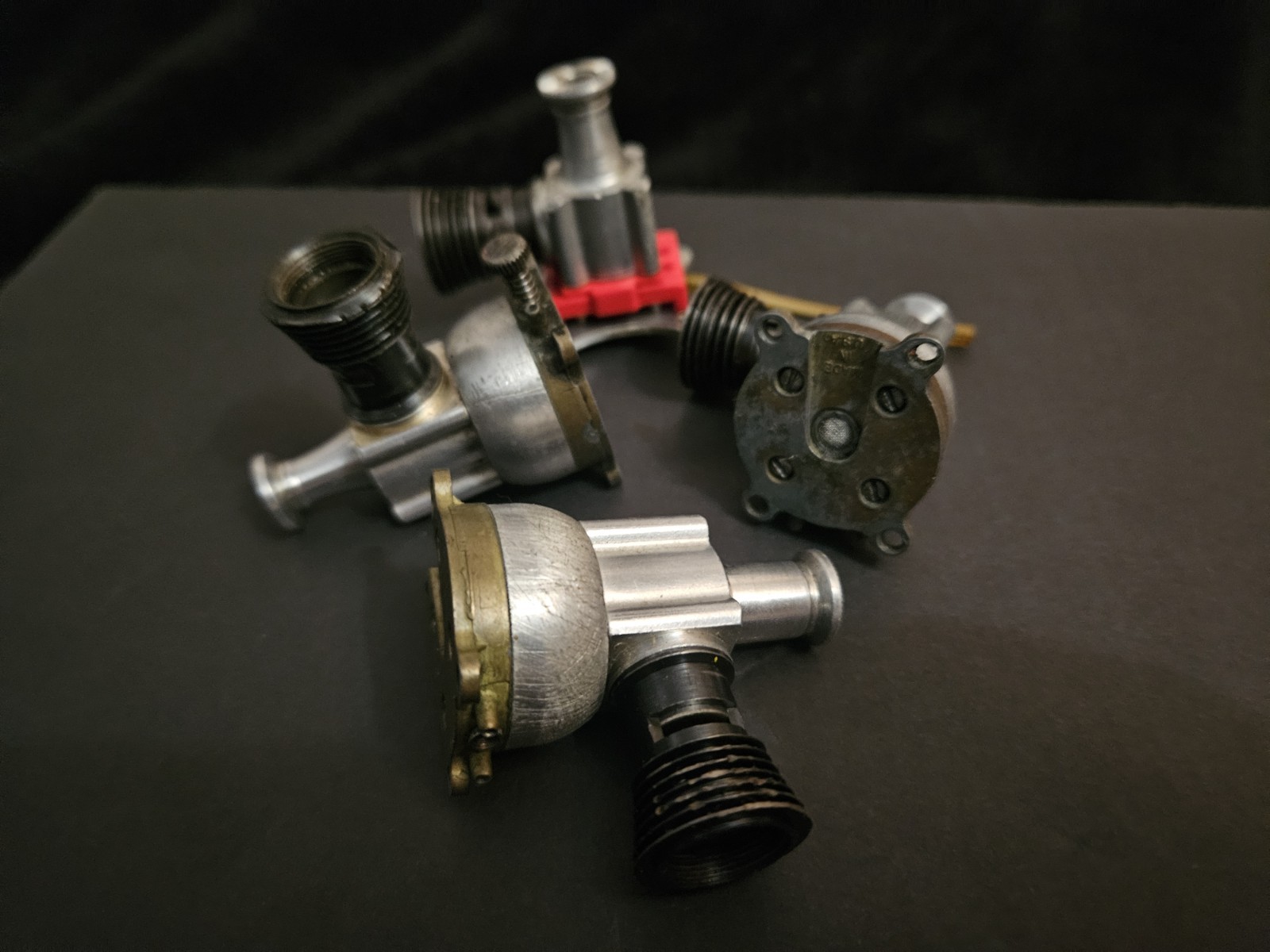 Vintage Cox Golden Bee & Babe Bee .049 Model Airplane Engines LOT of 4 - Parts