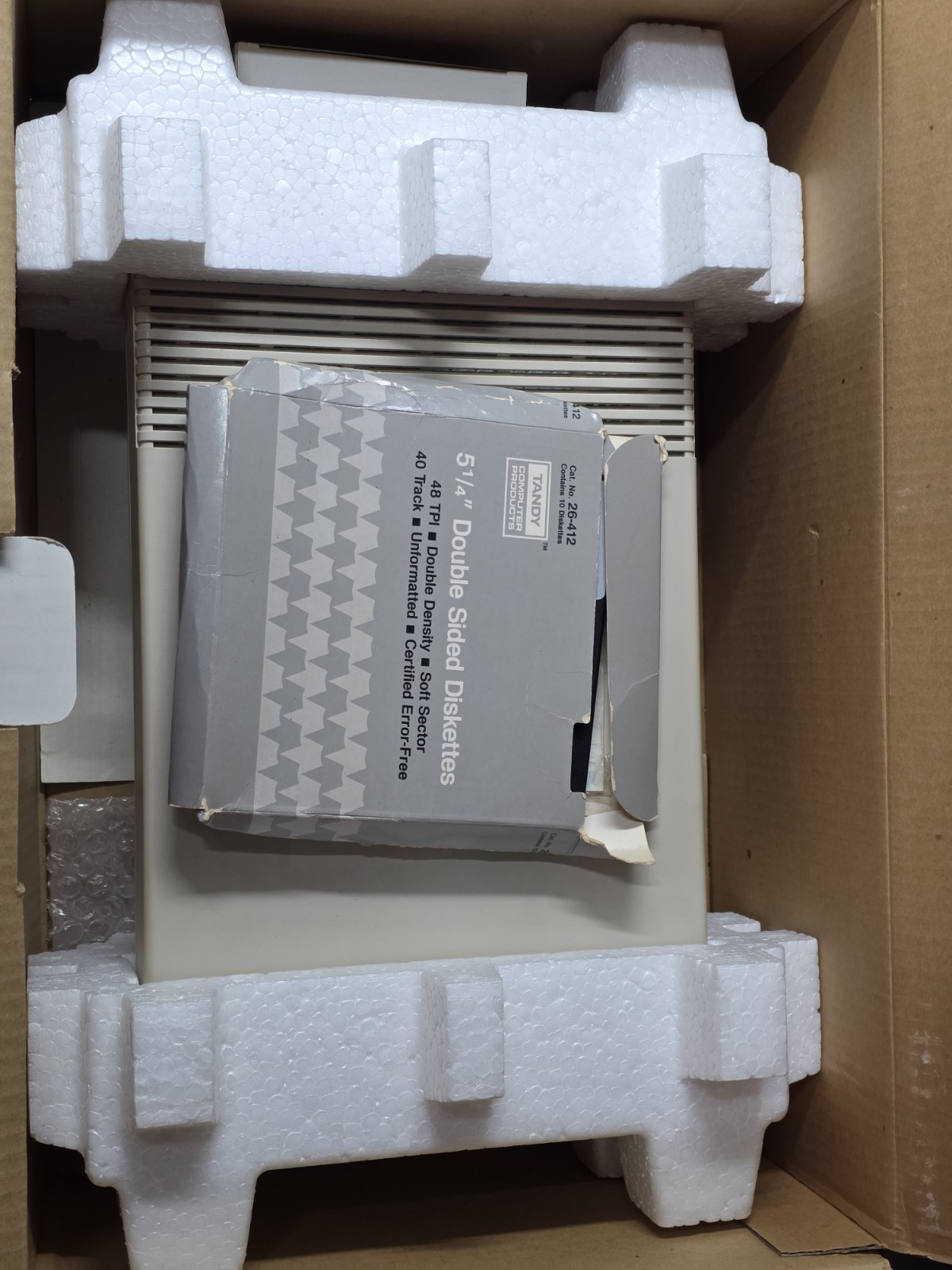 Commodore 1571 Disk Drive Floppy Diskettes With Original Box And Discs UNTESTED