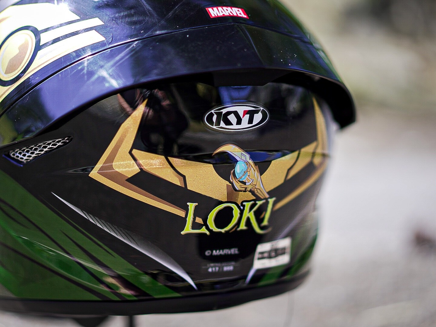 KYT TT COURSE LOKI MARVEL LIMITED EDITION Size M