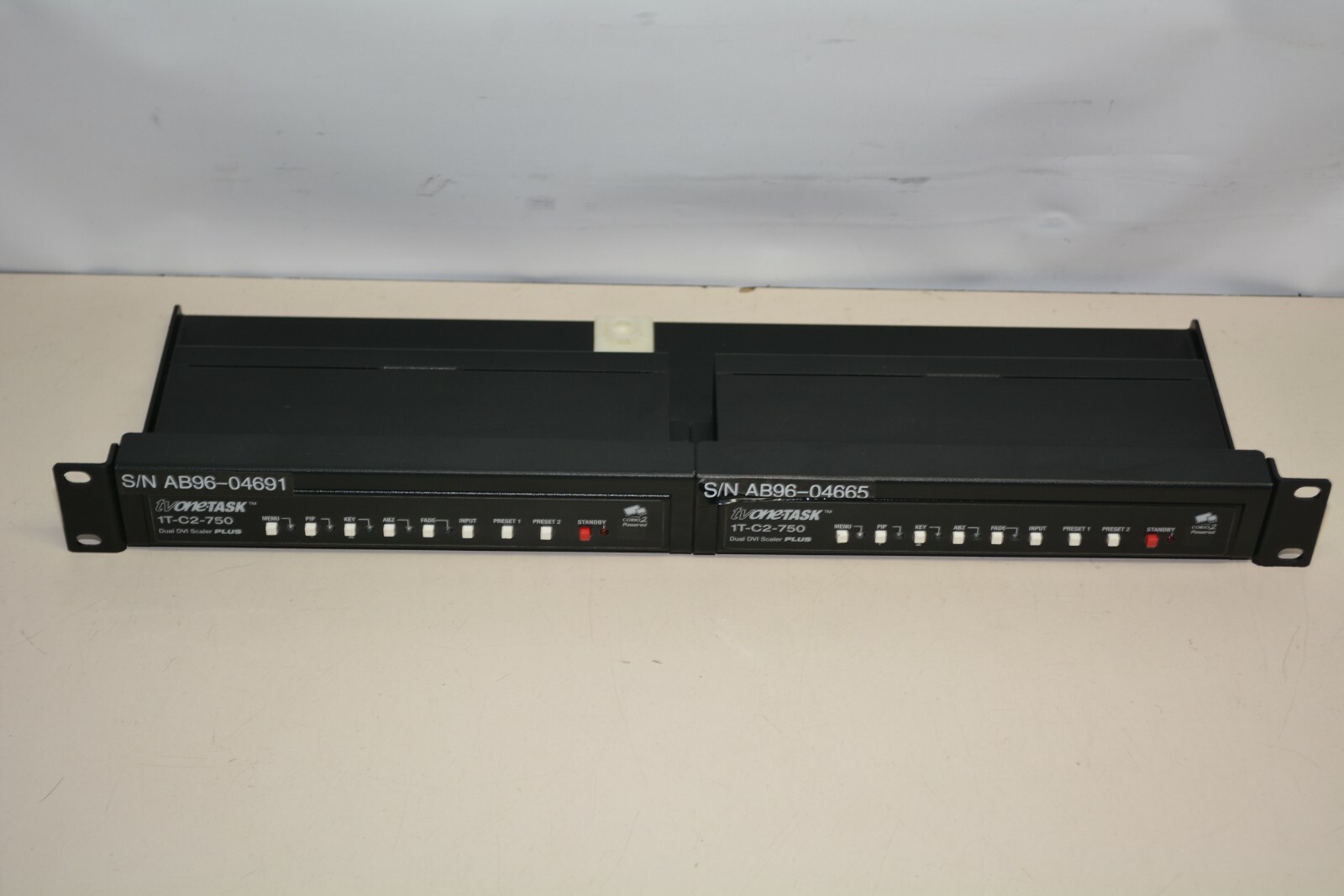 Lot 2x tvONE-TASK 1T-C2-750 Dual DVI Scaler PLUS #W651