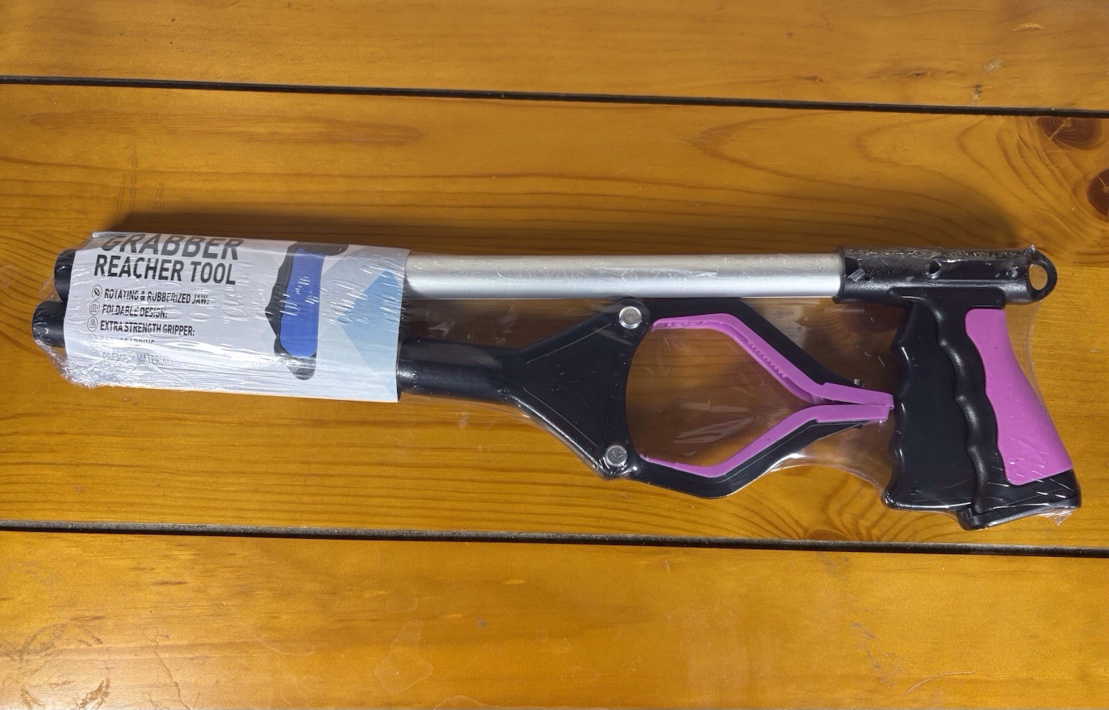 FitPlus 32 Inch Grabber Reacher Tool Pink Handle Folding Rotating Jaw New