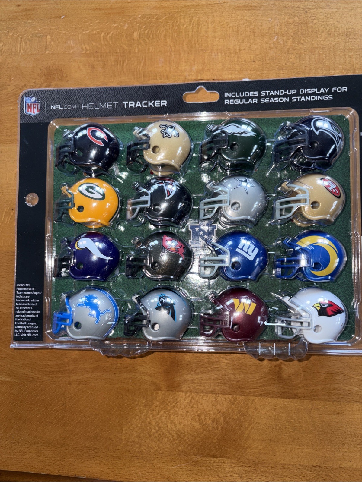 Riddell NFL Helmet Tracker Set w/ 32 Mini Helmets & Display Boards Multicolor