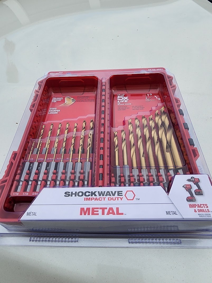 Milwaukee SHOCKWAVE 23-Piece Impact Duty RED HELIX Titanium Twist Drill Bit Set