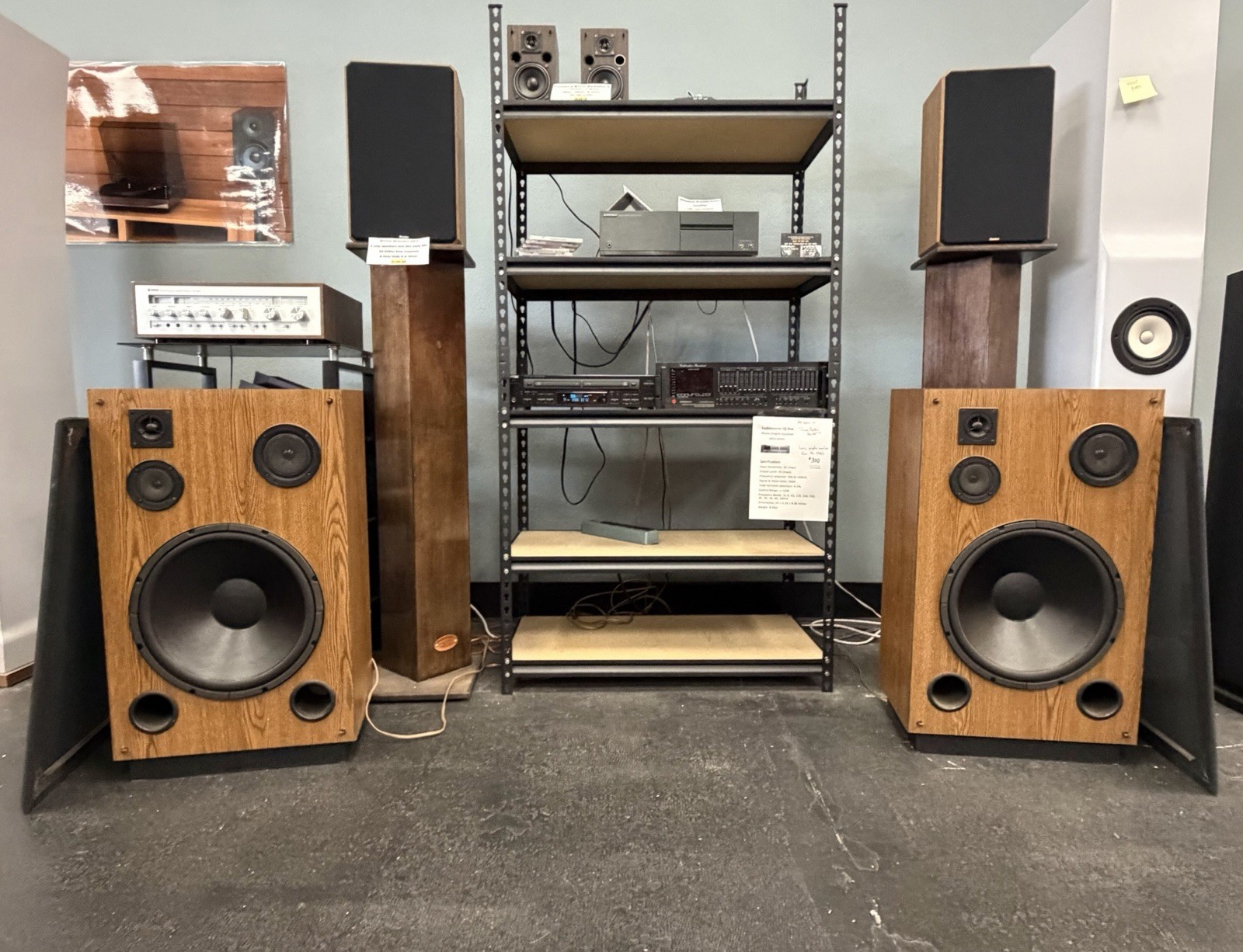 KLH Linear Dynamics PR-950S Speakers 15" Woofer, 4 Way Made in USA - Excellent