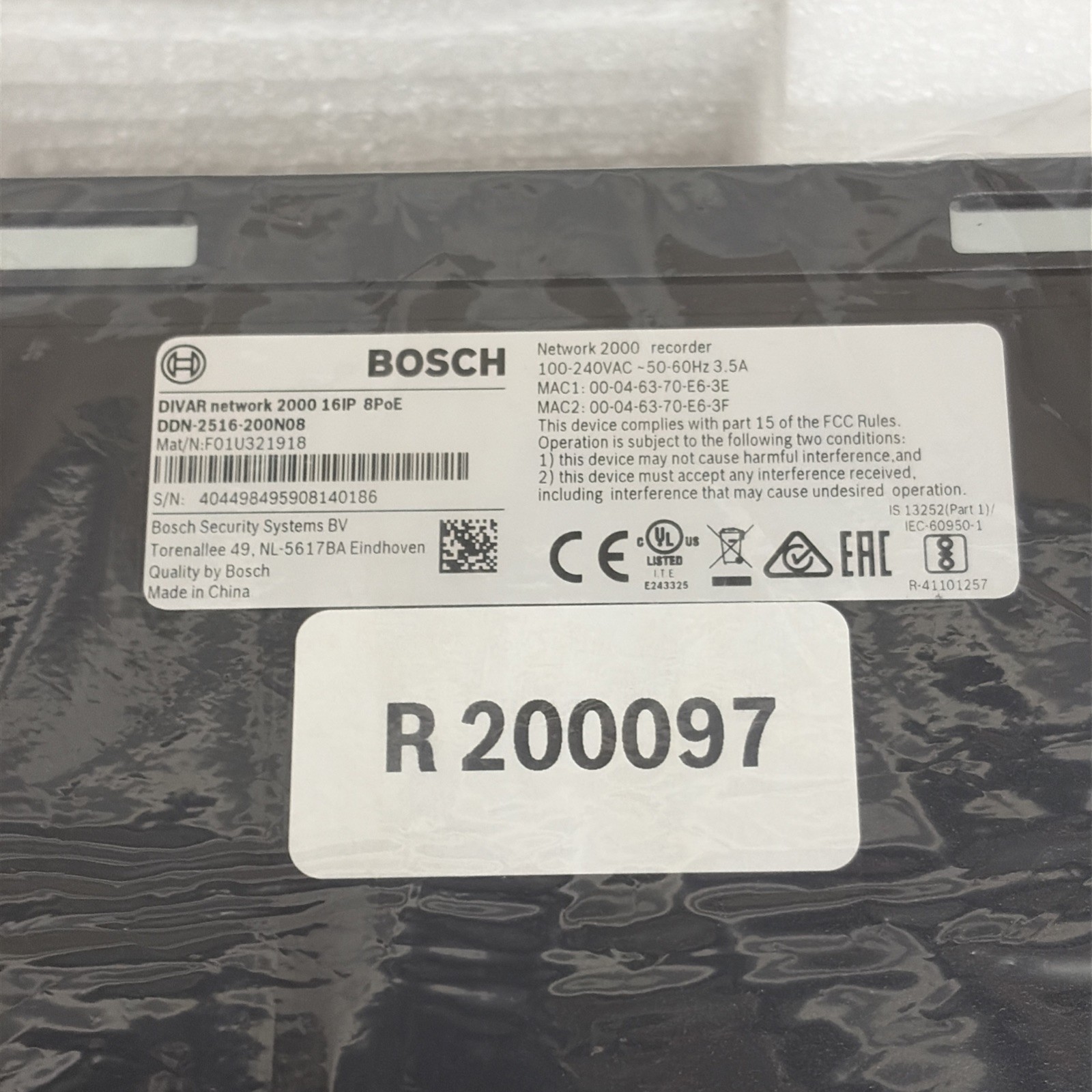 Bosch Bosch DIVAR Network 2000 16IP 8PoE Recorder