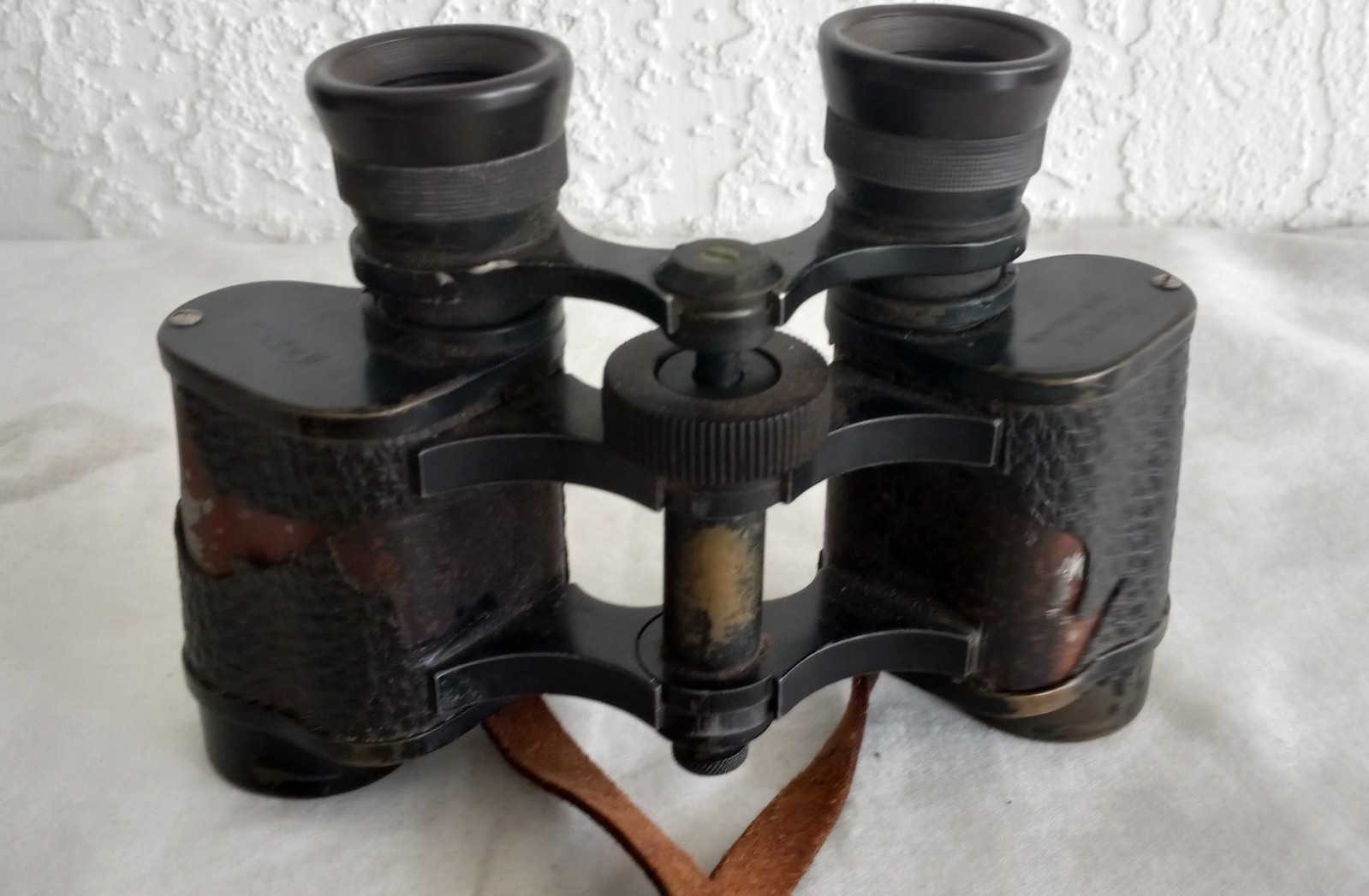 Vintage Fournier 8 x 25 Prism Binoculars with Case