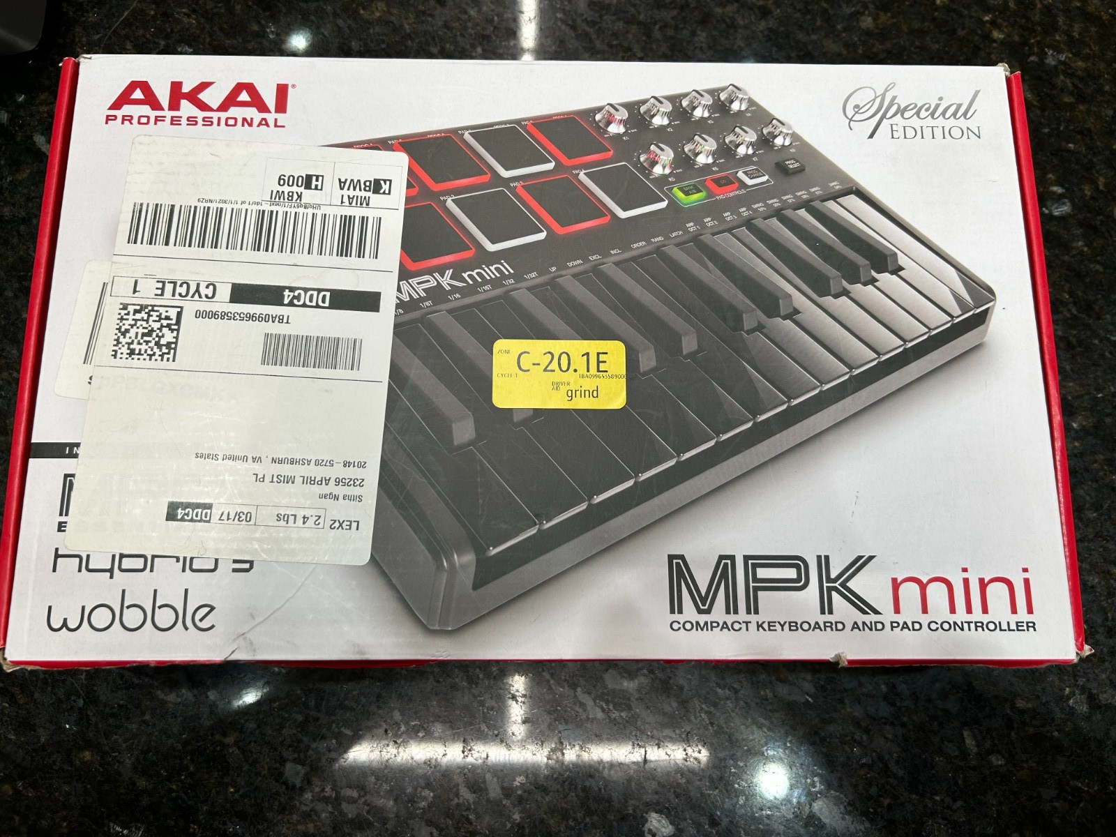 Akai MPK Mini MKII Keyboard Controller Special Edition - Black on Black