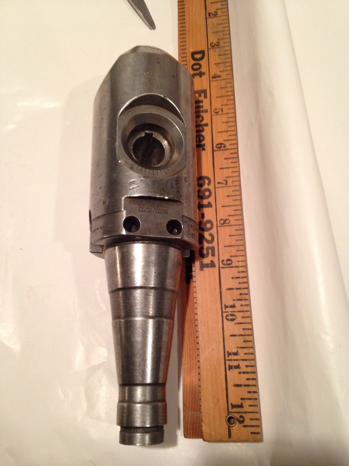 DEVLIEG MICROBORE BORING HEAD W/ TH 40FC 67 FLASH CHANGE SHANK Used Tool Holder