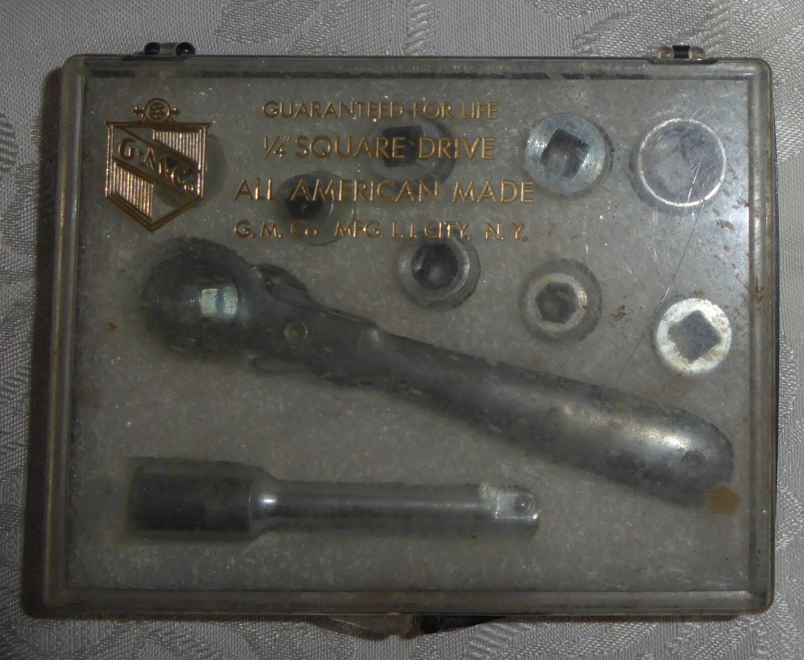Vintage G M Co One Quarter Square Driver