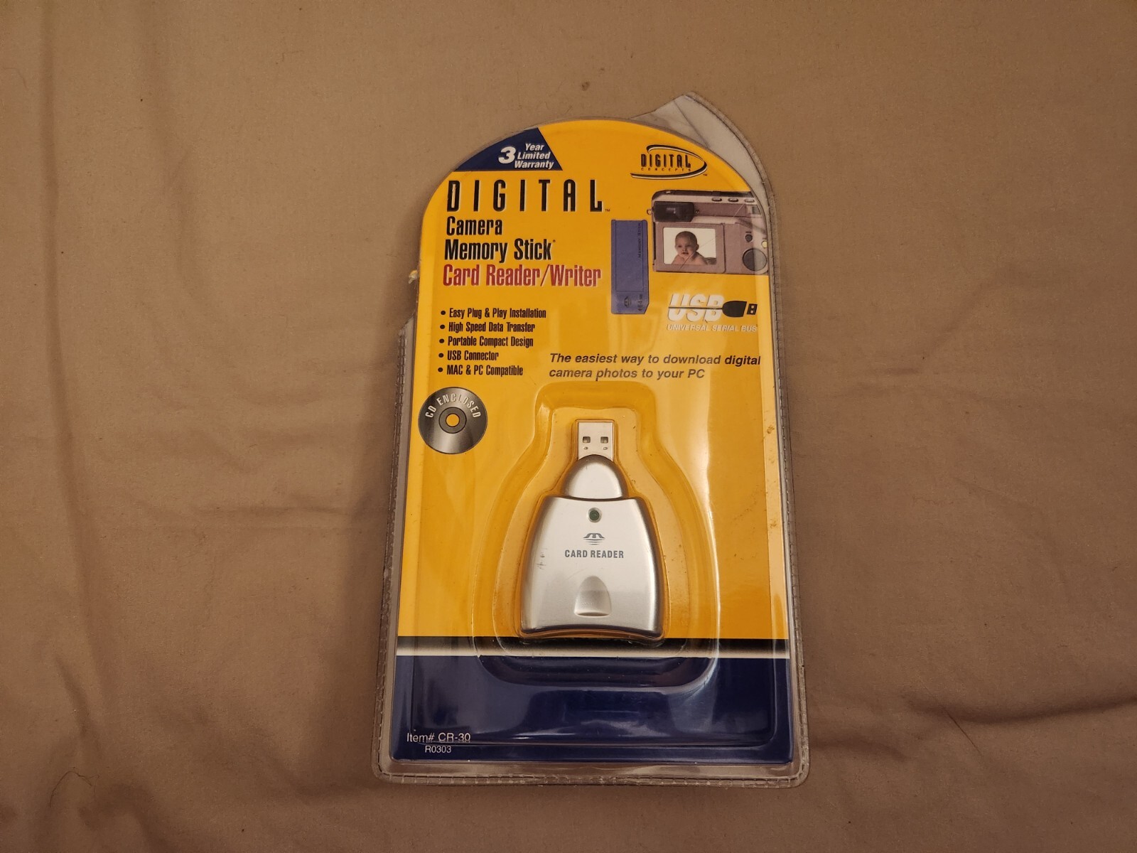 Digital Concepts Camera Memory Stick Card Reader/Writer USB NIB
