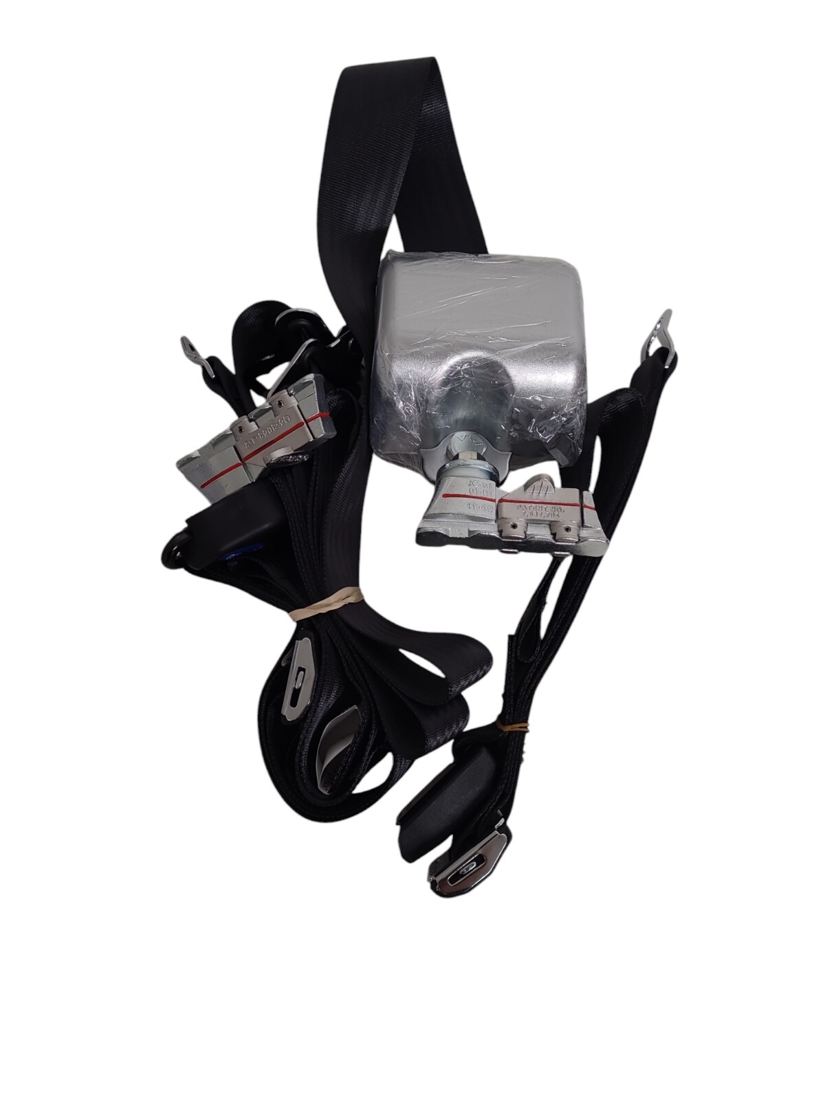 Q'Straint Retractable Shoulder/Lap Belt Combo Mounted for L Track  Q8-6326-A1-T