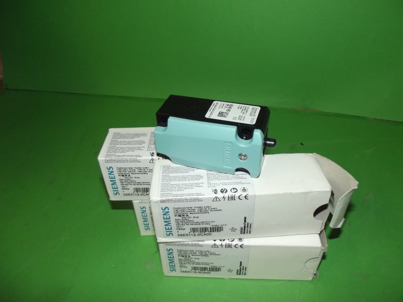 SIEMENS AG Position Switch 1NO/1NC Basic Switch 3SE5112-0CA00