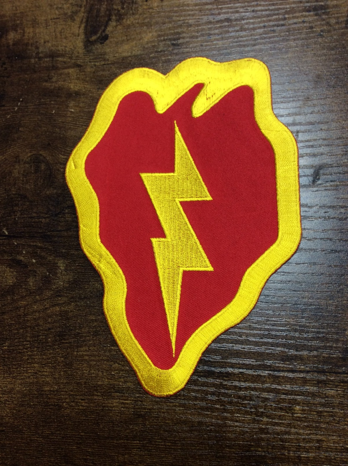 US ARMY 25TH INFANTRY DIVISION IRON-ON EMBROIDERED PATCH 7"X 5"
