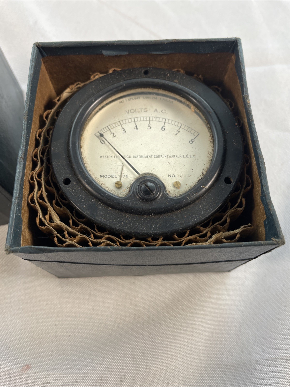 Vintage NOS Weston Electrical Instrument Co. Model 476 Volts A.C Voltage 0-150