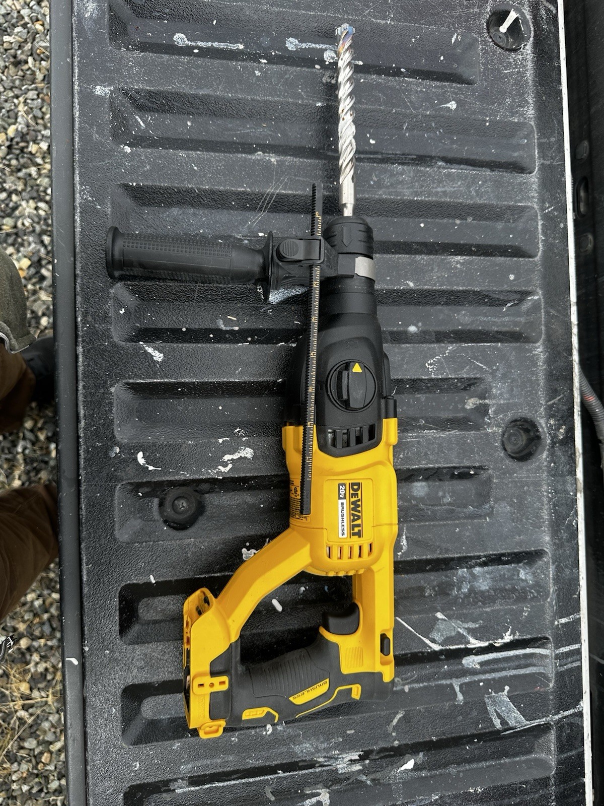 20V MAX Cordless Brushless 1 in. SDS Plus D-Handle Masonry Rotary Hammer