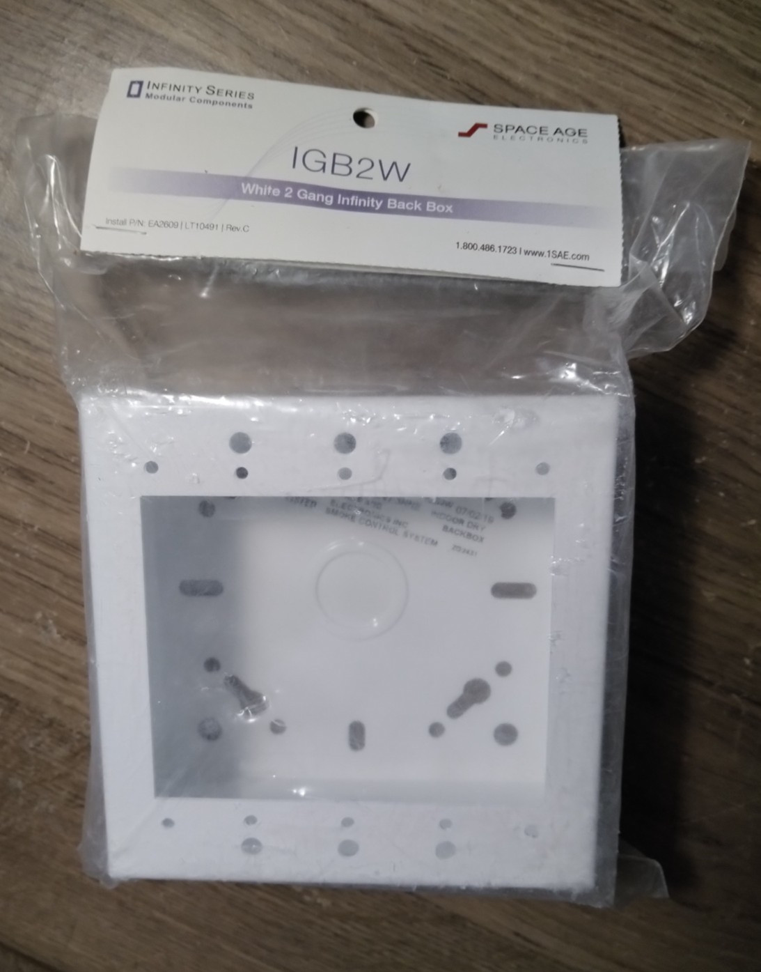 NEW SPACEAGE ELECTRONICS 2 GANG INFINITY WHITE BACK BOX IGB2W