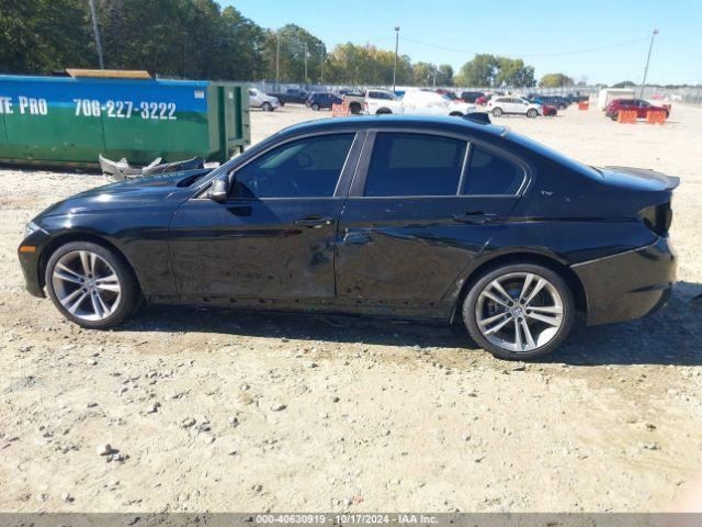 328I 2012 Glove Box 4577815