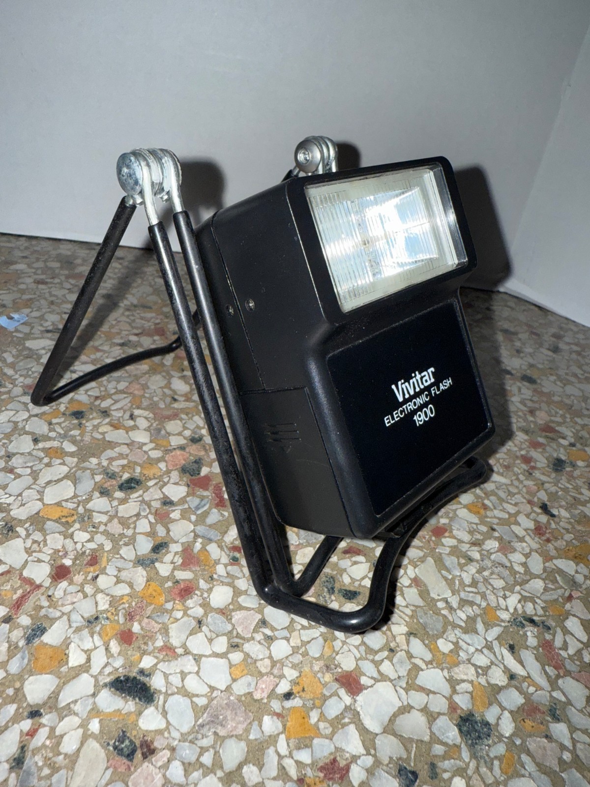 Vintage Vivitar 1900 Electronic Flash *TESTED/WORKS