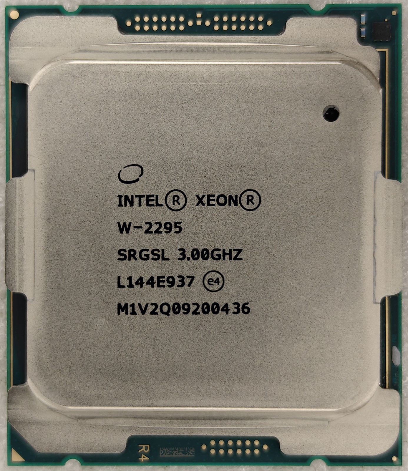 Intel Xeon W-2295 3.0GHz 18 Core 36 24.7M Thread LGA2066 SRGSL CPU Processor