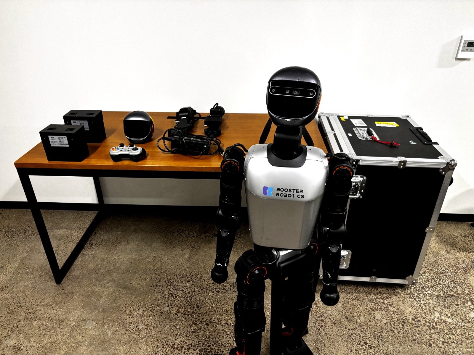 Booster T1 Humanoid Robot — Gripper Config 31 DoF — NVIDIA AGX Orin — ROS2