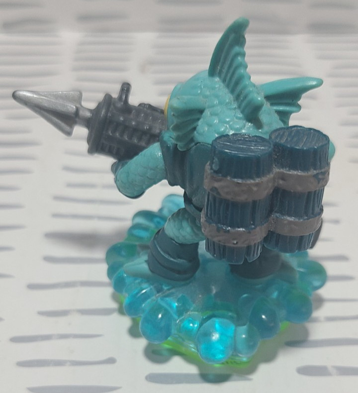 Skylanders Ninja Stealth Elf & Gill Grunt Figures