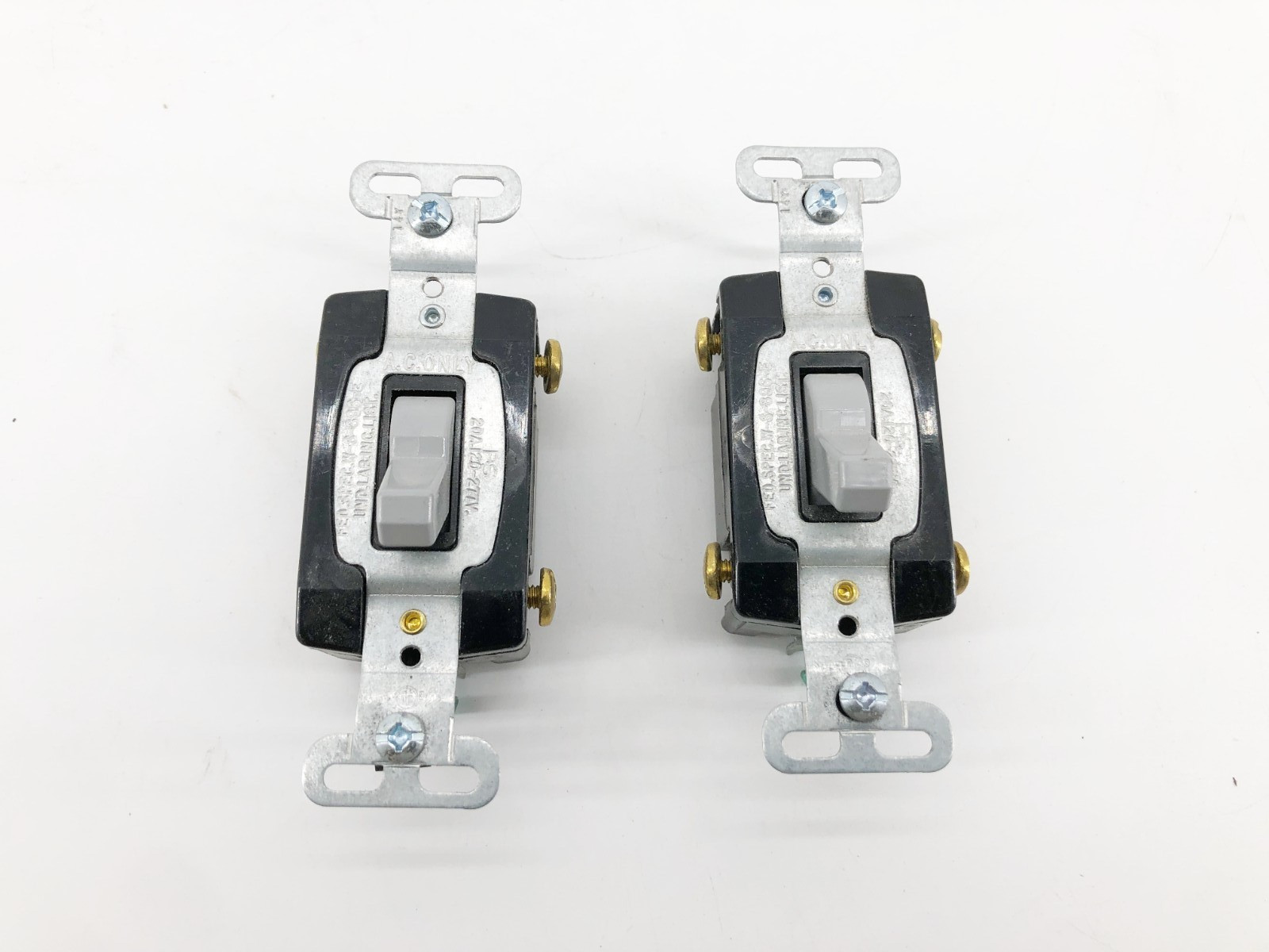Lot of 2 New Pass & Seymour CSB20AC4-GRY 4-Way Toggle Switches 20A - No Box