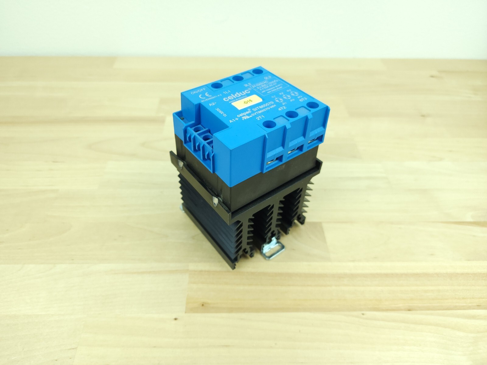 Celduc SIT865570 Solid State Relay / Contactor 24-520VAC Working Pull