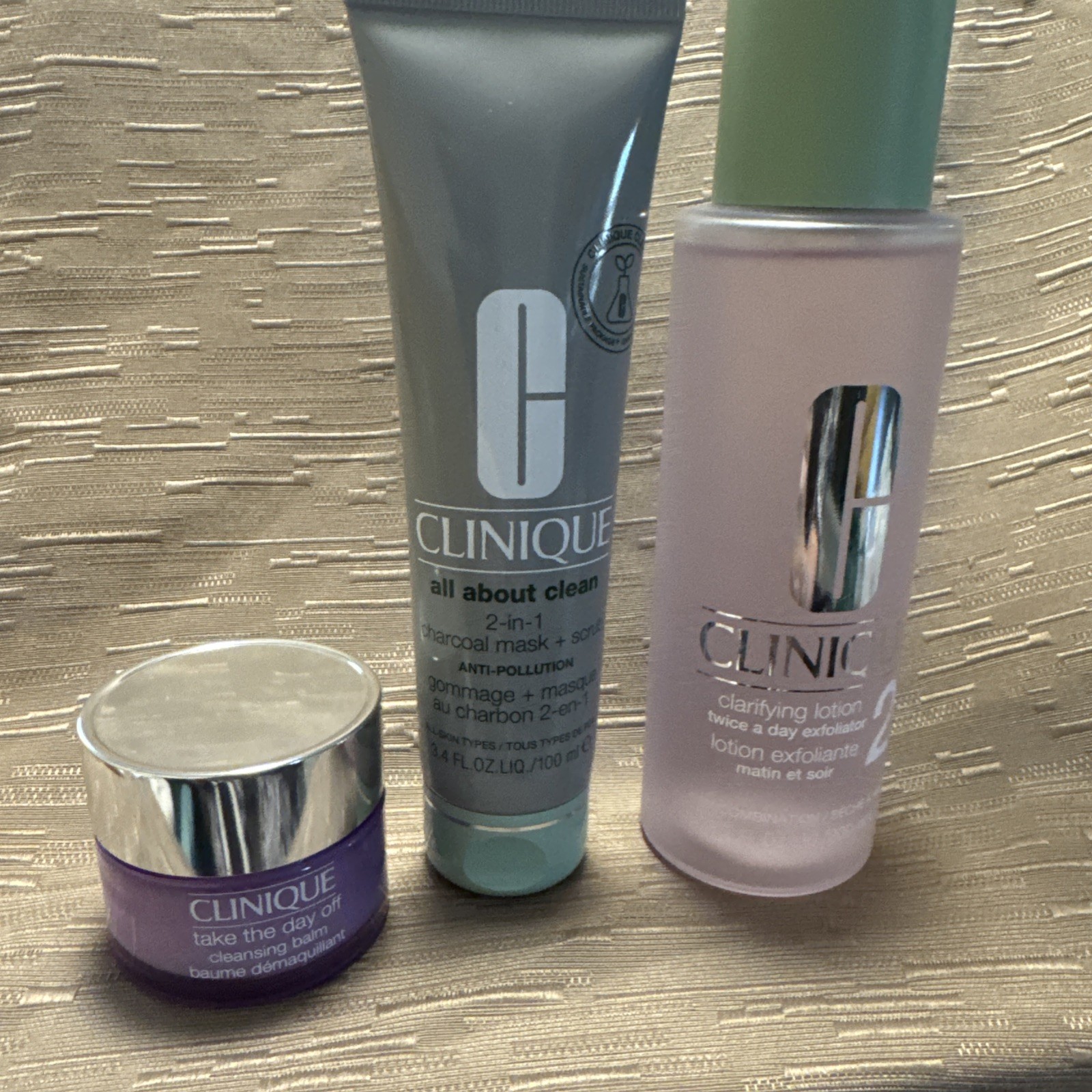 Clinique Lot Of 3 Cleansing Balm, Charcoal Mask + Scrub, Clarifying Toner New