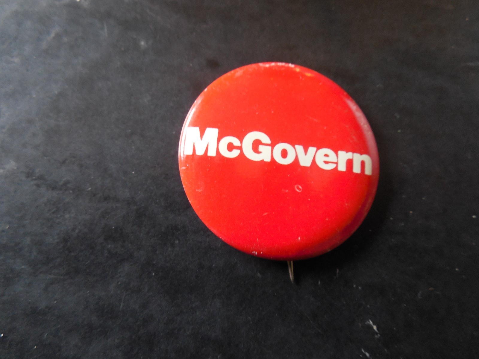 Presidential George McGovern Pin Back Button Political Campaign 1 3/8"