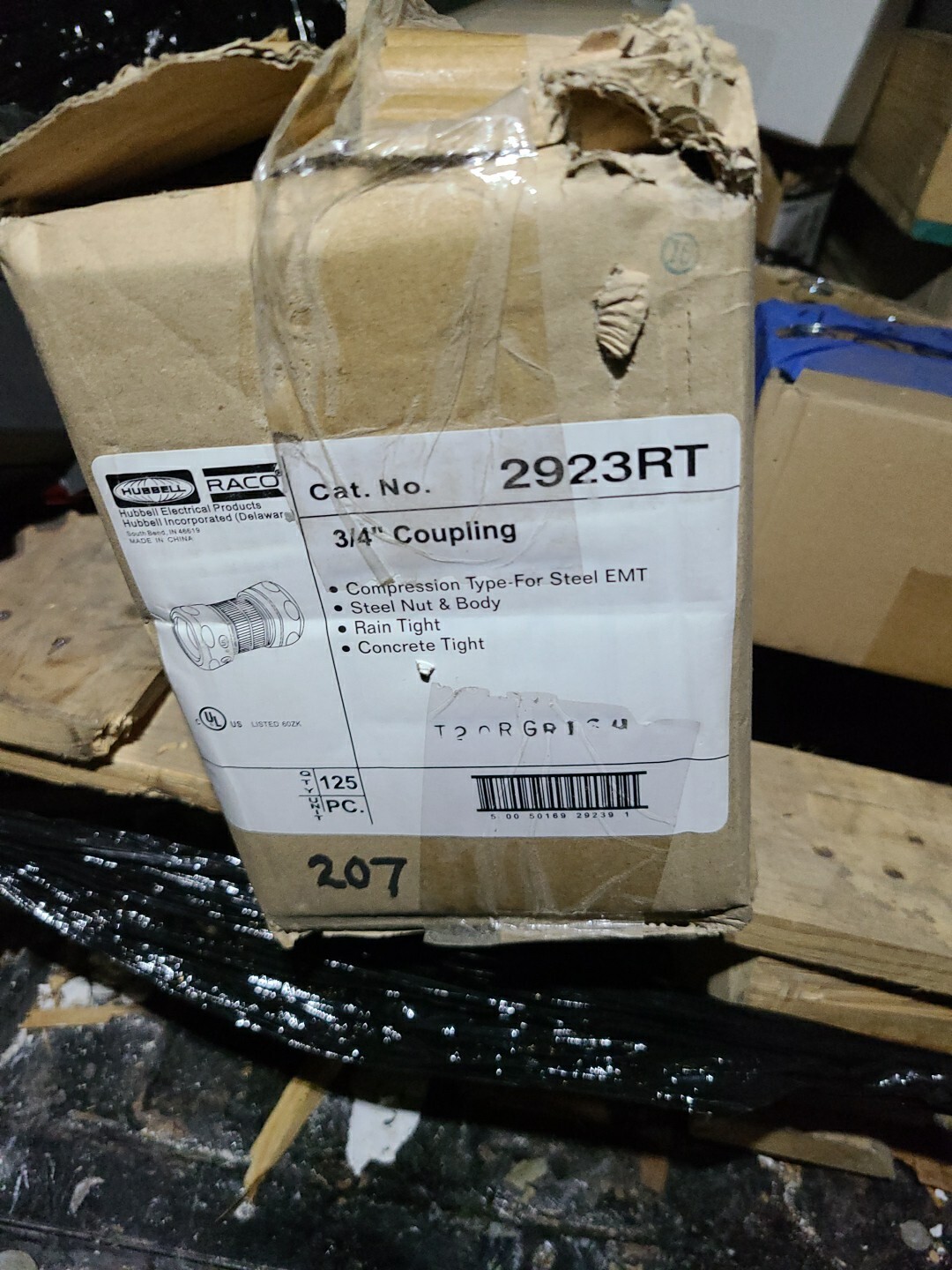 (125-Pk) Hubbell-Raco EMT Raintight Compression Coupling 3/4" 2923RT