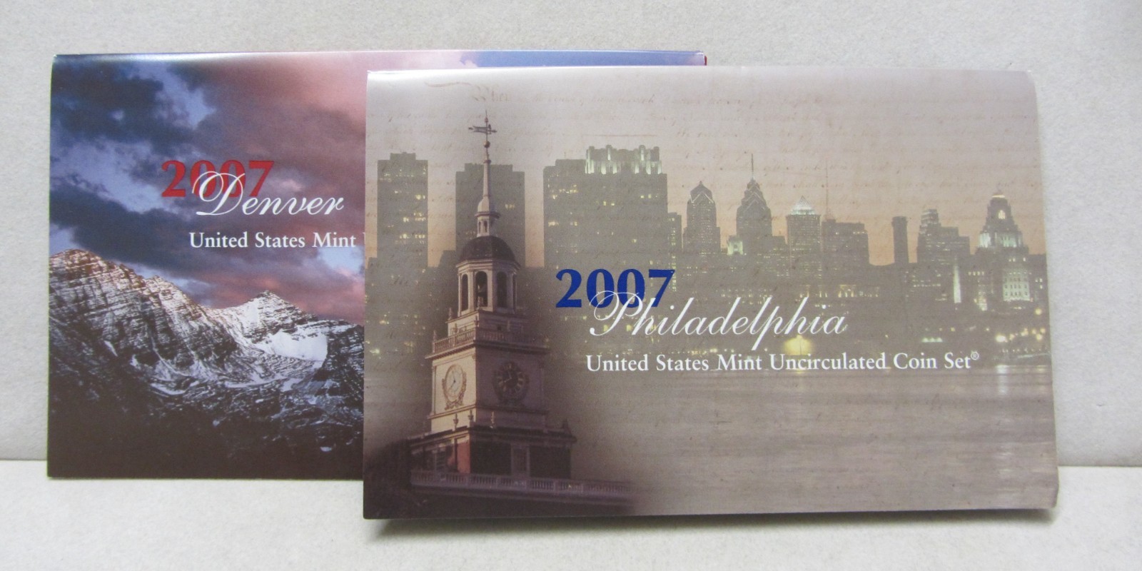 2007 P&D U.S. MINT SET WITH 10 PRESIDENTIAL DOLLARS - ORIG GOVT PKG  - 28 COINS
