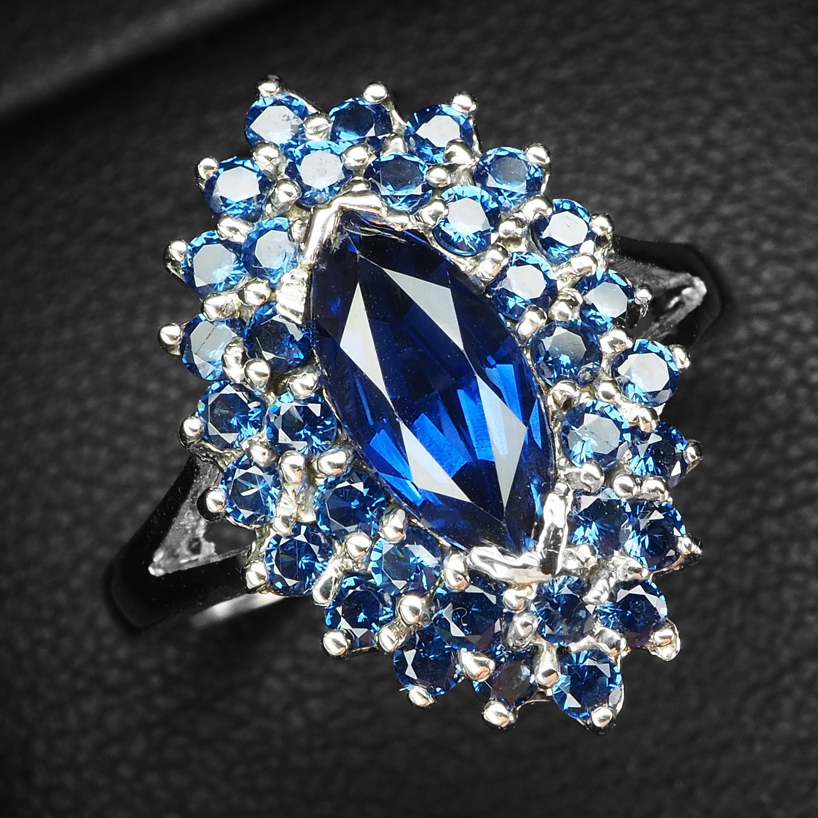 Alluring Royal Blue Sapphire Marquise 2.10Ct 925 Sterling Silver Handmade Rings