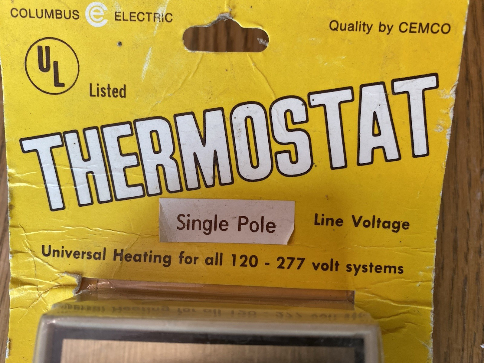 Columbus Electric universal heating thermostat for all 120-277 volt single pole