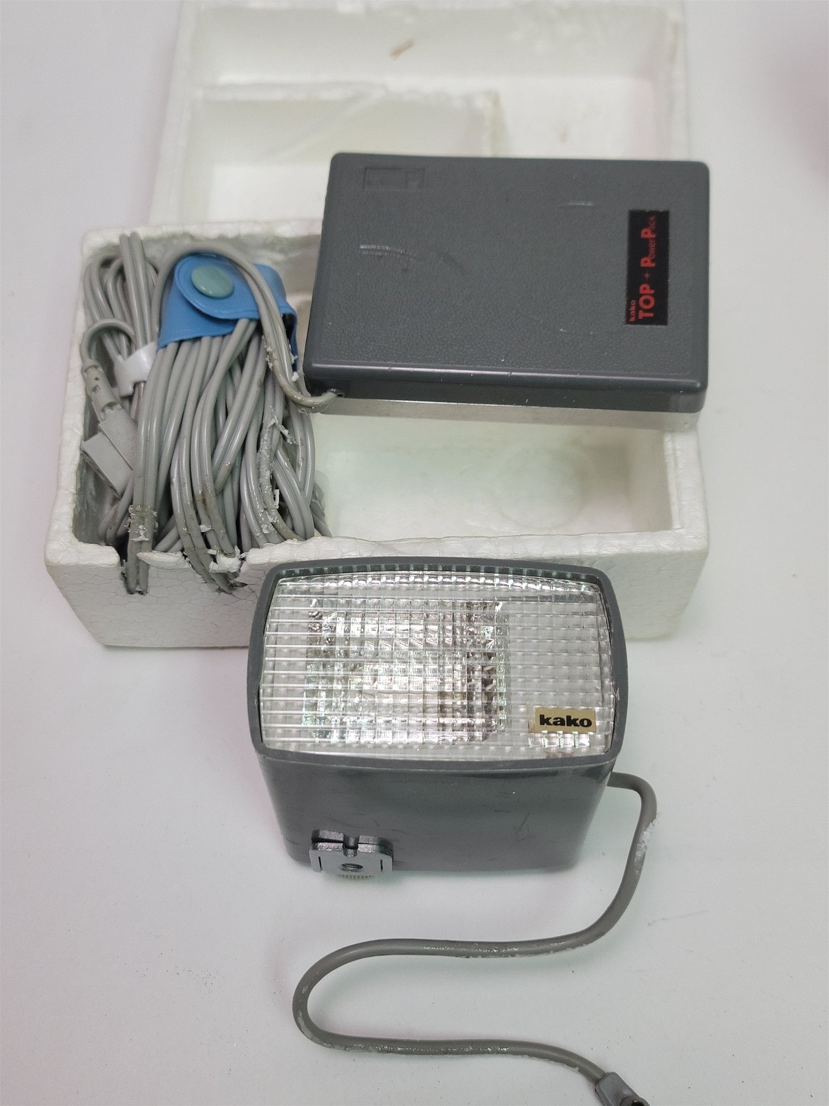 Kako Top Electronic Flash - Vintage , w/ original packaging