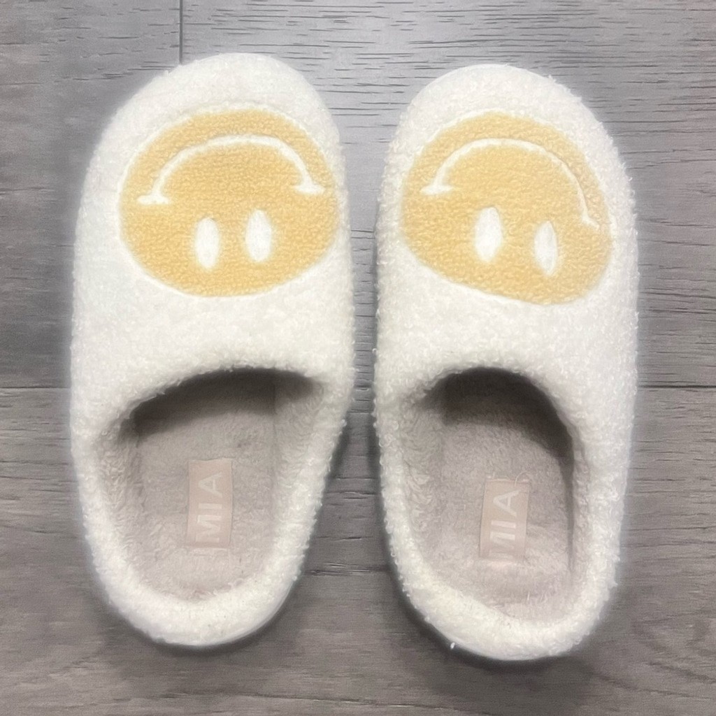 MIA Cream and Gold Smiley Face Slippers