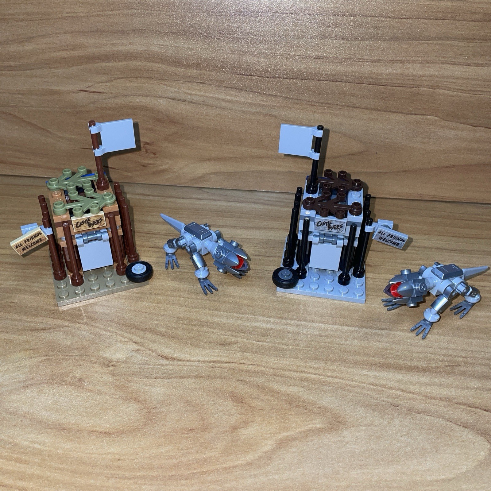 Lego Stranger Things Byers Castle Mini Builds with Demodogs - Pairs with 75810
