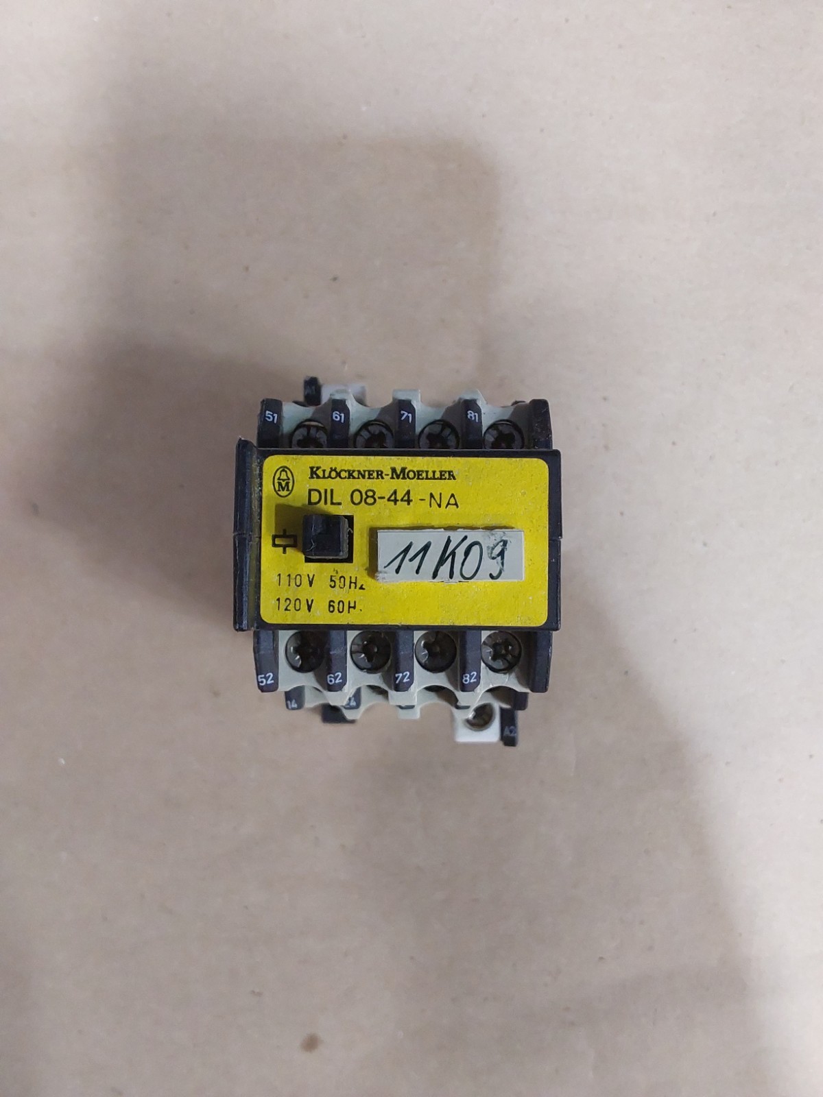 EATON CORPORATION DIL-08-44-NA-110/120VAC / DIL0844NA110120VAC (USED)