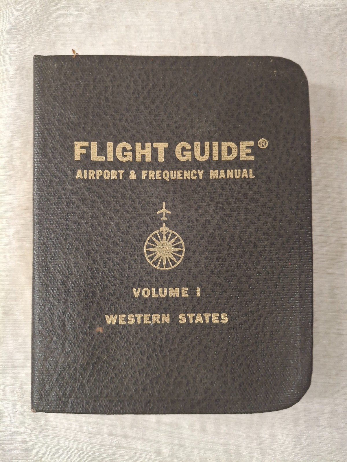1985 Flight Guide Airport & Frequency Manual Volume I  Western States