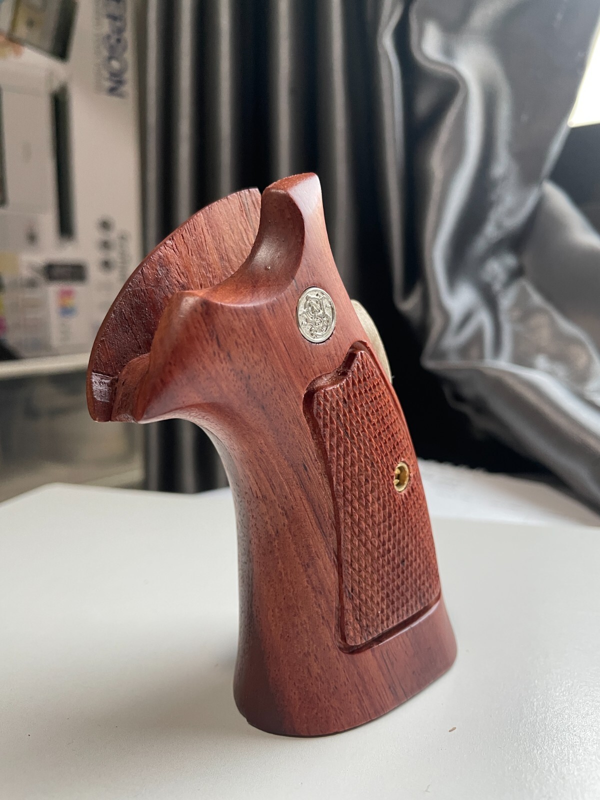 New Handmade Smooth Grip for S&W K/L Frame Round Butt 686 Grip Open back Strap