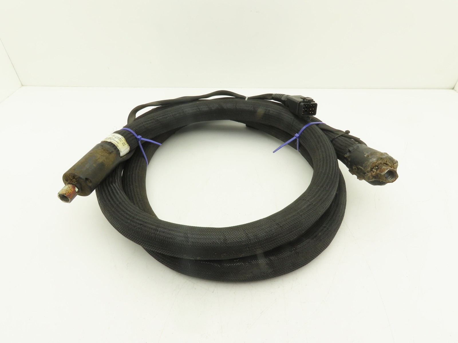 Nordson H274794 Hot Melt Glue Dispenser Hose 10' Length 230V