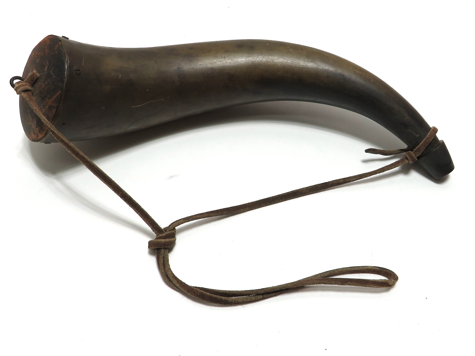 ANTIQUE POWDER HORN - EXCELLENT CONDITION**
