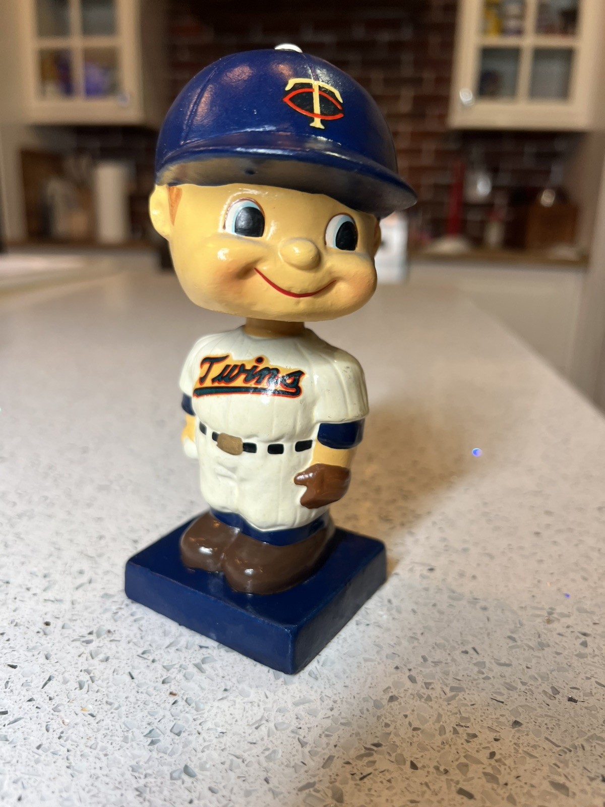 Minnesota Twins Bobble Head Figure - Vintage 1960s - All Original